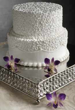 Cake plateaus for wedding cakes