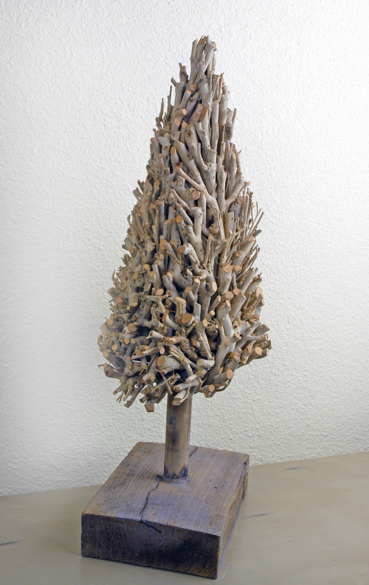Driftwood Tree 23in