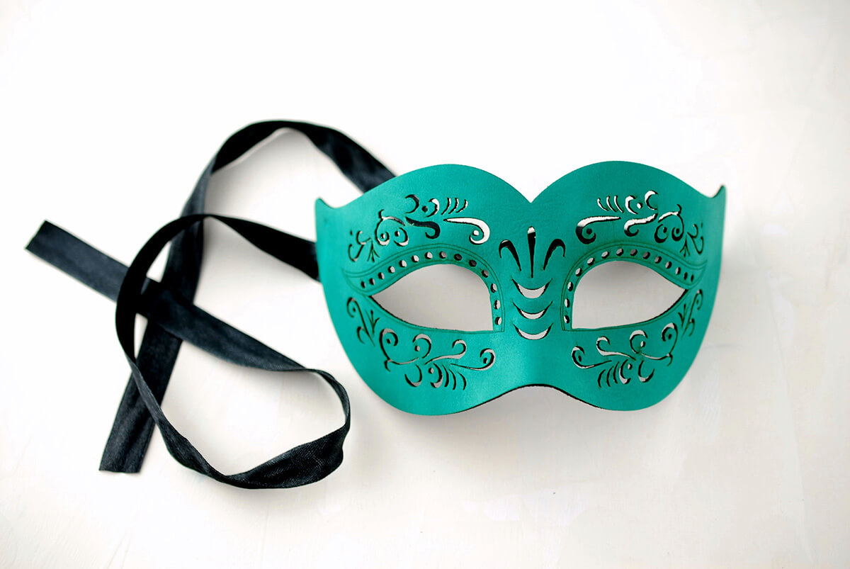 green mardi gras masks