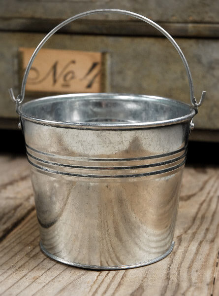 tiny-4-silver-galvanized-bucket-with-han