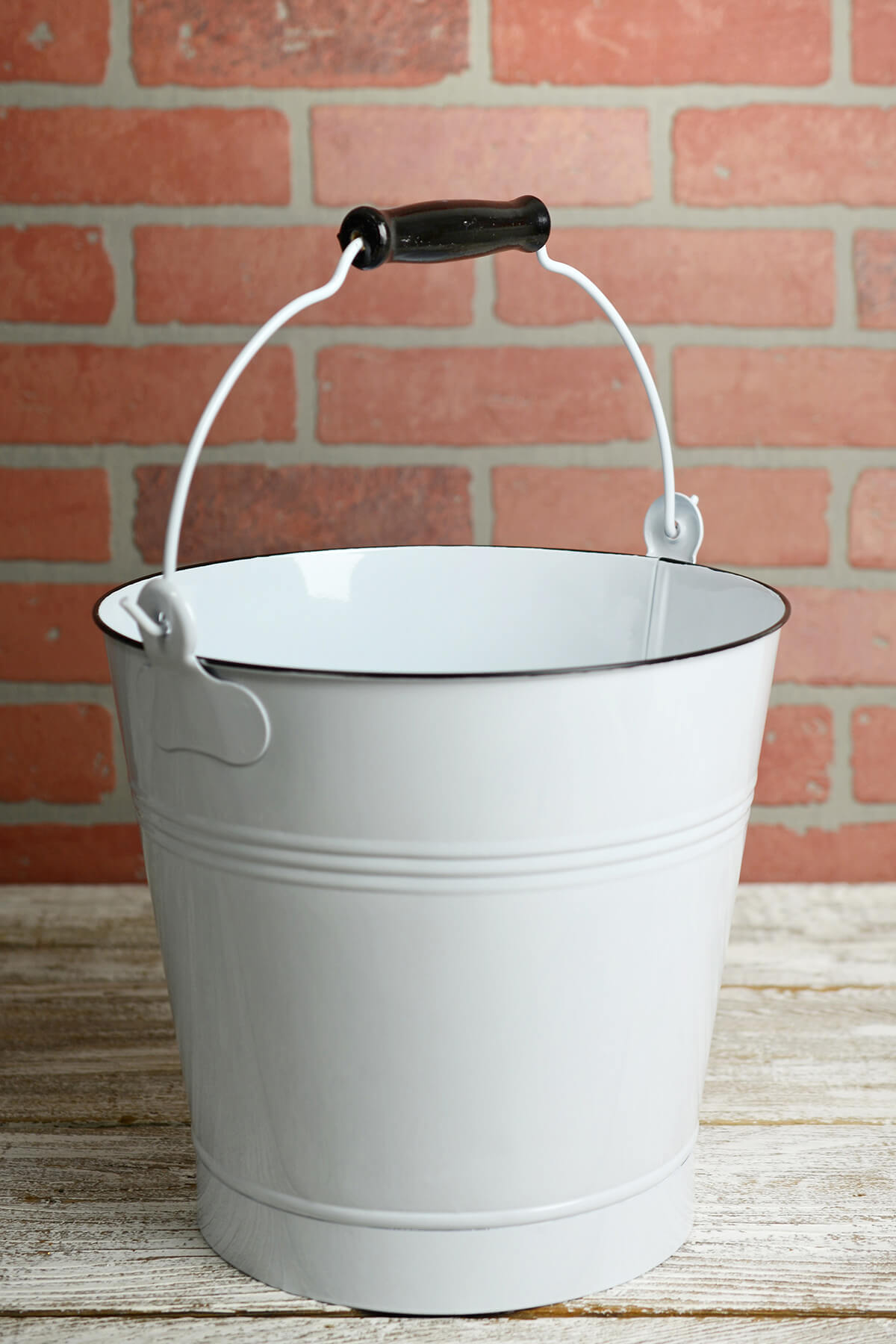 White Enamel 11in Bucket with Handle