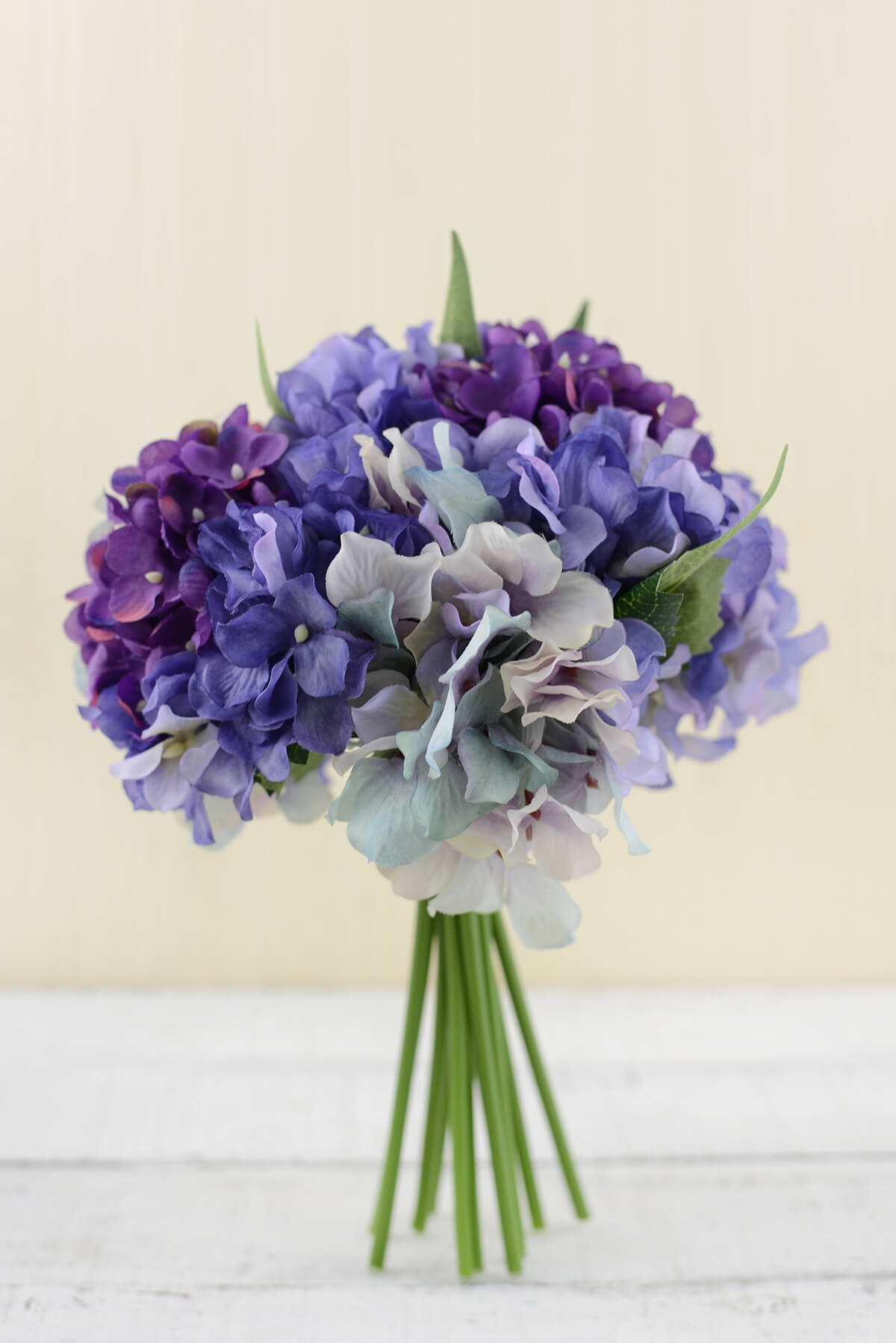 Hydrangea Bouquet Purple 9.5in