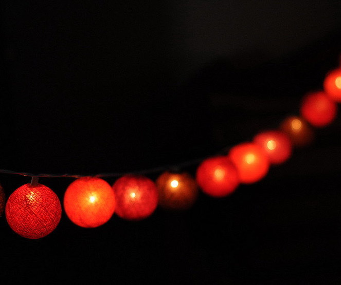 Red Cotton Ball String Lights 20CT 8 Ft
