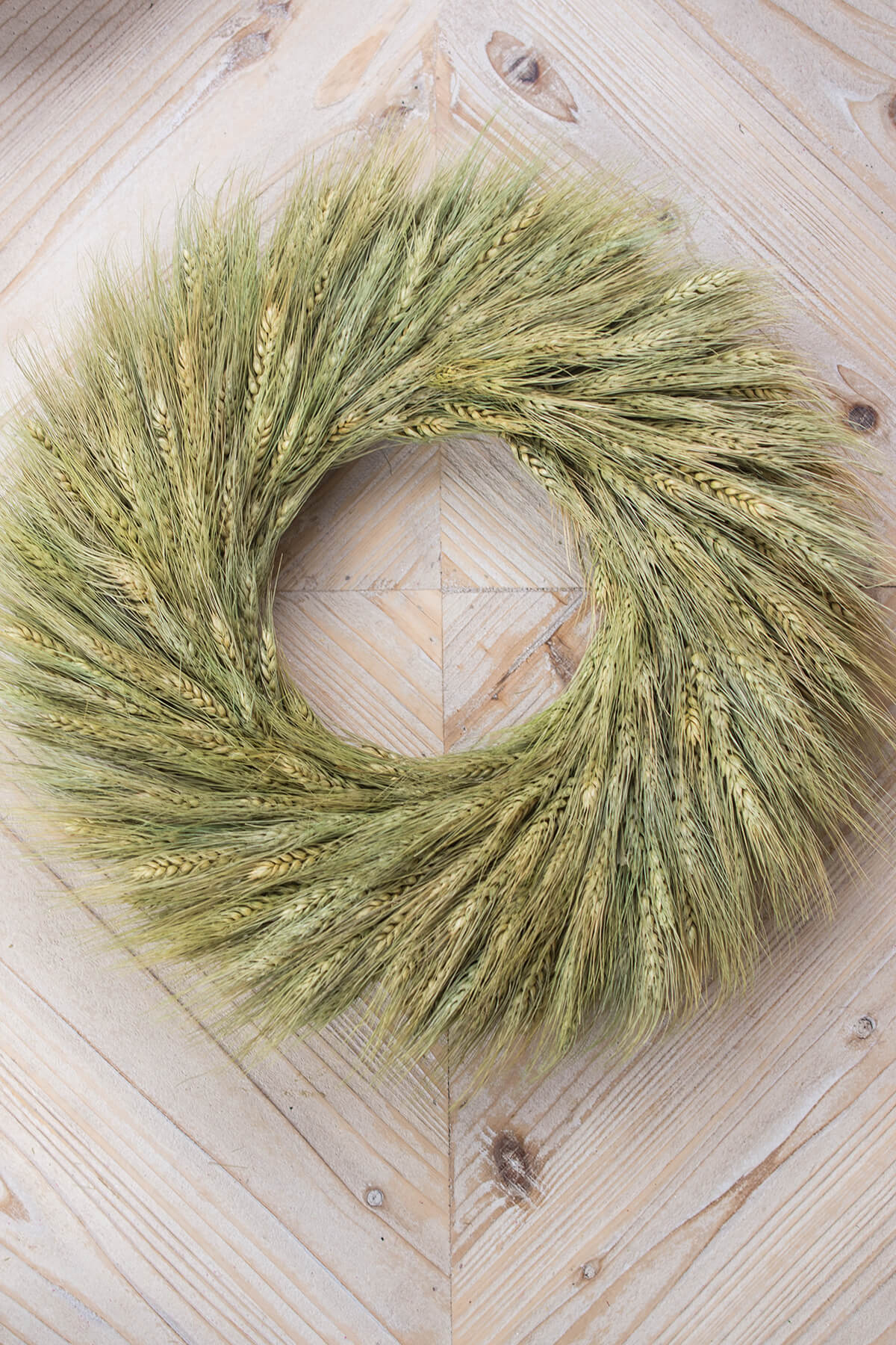 Wheat Wreath 17.5 in Preserved